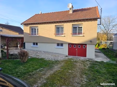 charmante maison dans secteur calme