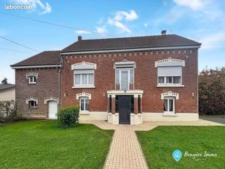 maison 11 pièces 203 m²