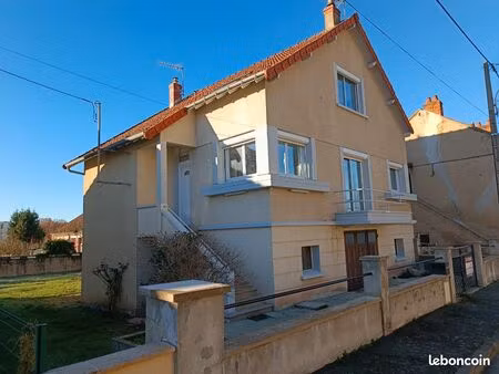 belle maison de 205m2  rénovée à montluçon limite desertines