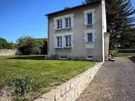 maison 5 pièces 93m²