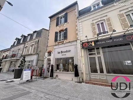 immeuble 2 pièces 108 m²