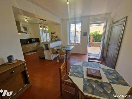 maison 8 pièces 190 m²