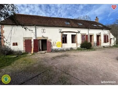 longère avec 4 ha de terrains