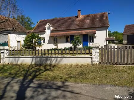 maison 110 m² terrain 1810 m² à nassigny 03190