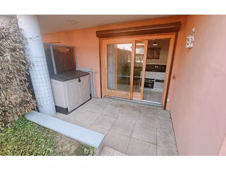 location appartement  m² t-2 à boëge  680 €