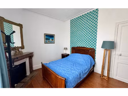 location appartement  m² t-2 à épernay  450 €
