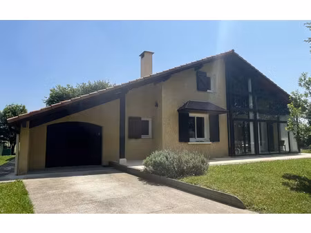 location maison  m² t-4 à pomarez  1 000 €