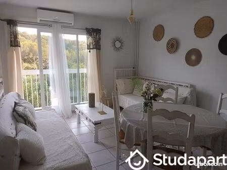 chambre 1 pièce 12 m²