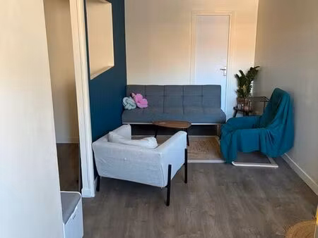 bureau 22 m² — cabinet libéral / paramédical — bail précaire — dispo immédiate
