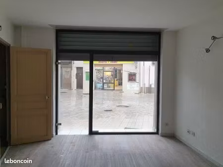 local commercial