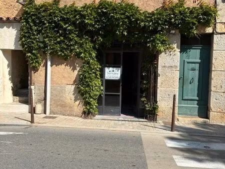 local commercial à louer.coeur de ville de cotignac