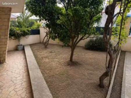 t2 rez de jardin