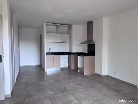 appartement 3 pièces 56 m²