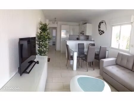 t3 avec balcon 2 garages et cave
