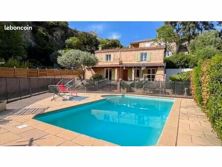 maison 4 pièces 113 m²