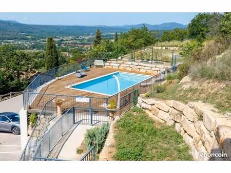 appartement 3 pieces - au calme avec vue imprenable