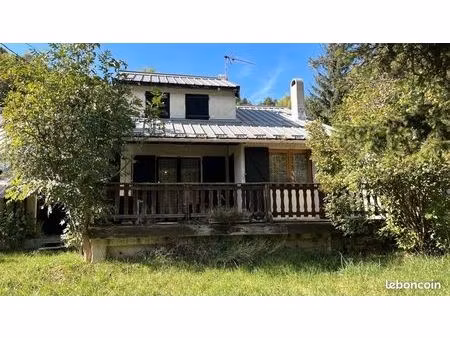 chalet 4 pièces 77 m²