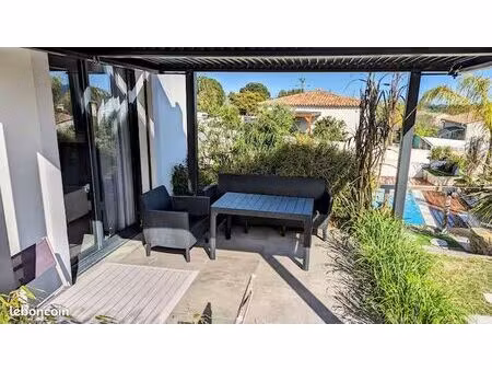 toulon  pradet  carqueiranne hyères situé à la moutonne (la crau) location studio étudiant