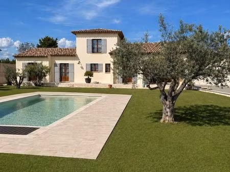 belle propriété de caractère