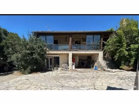 maison 169 m2 et dépendances