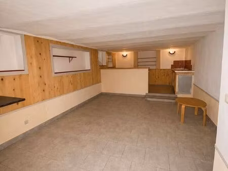 local 50 m² migennes
