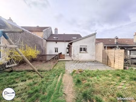 maison de ville 9 pièces 198 m²