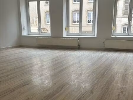 f4 duplex 90 m² – centre-ville