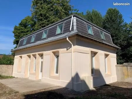 charmant f2 rénové avec terrasse privative –