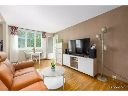 appartement 4 pièces 64 m²