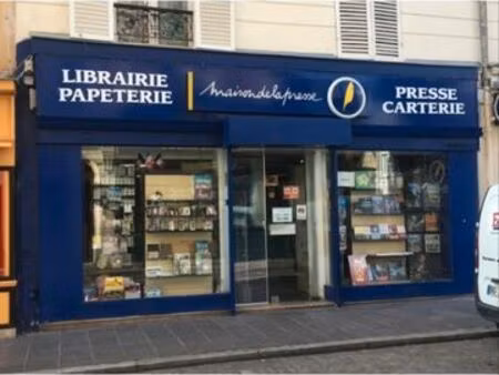 librairie/presse/papeterie/bazar+appartement rénové tout neuf