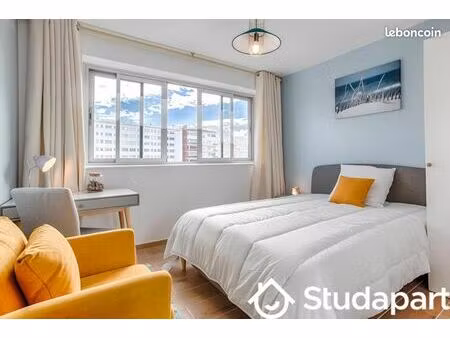 chambre 1 pièce 11 m²