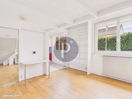 studio 1 pièce 29 m²