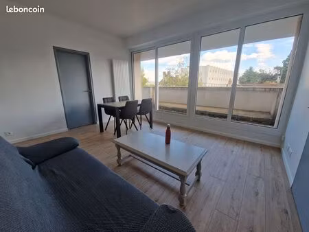 t2 meublé refait à neuf – beau quartier d’auxerre + parking