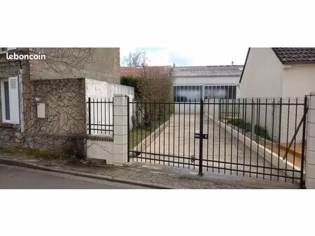 box de stockage 20 m2