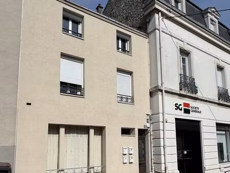immeuble 8 pièces 160 m²