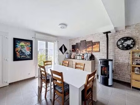 vente maison à saint-thégonnec-loc-eguiner (29410) : à vendre / 101m² saint-thégonnec-loc-