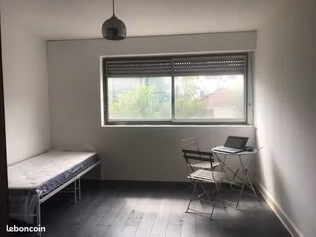 studio indépendant  meublé de 18m2 et apl éligible et 5 min a pieds de la gare juvisy-sur-