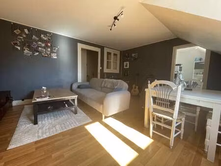 location appartement 3 pièces au mans (72000) : à louer 3 pièces / 47m² le mans