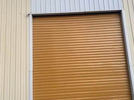 local commercial corbeil essonne