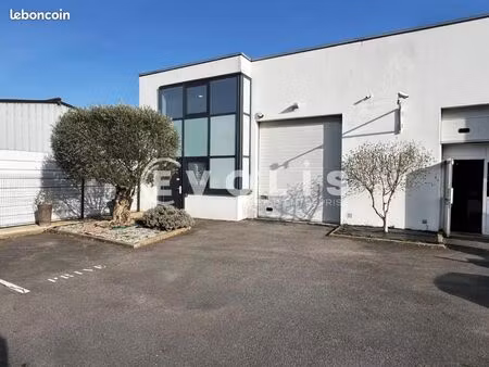 local d'activité 255 m²