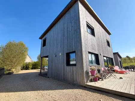 vente maison à guingamp (22200) : à vendre / 166m² guingamp