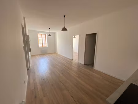 location appartement 3 pièces  66.24m²  bram