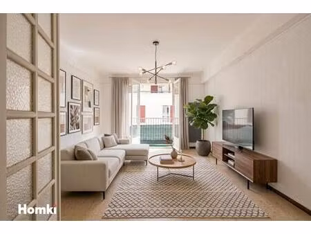 appartement t3 de 54 m2 à marseille 13005  boulevard des frères godchot