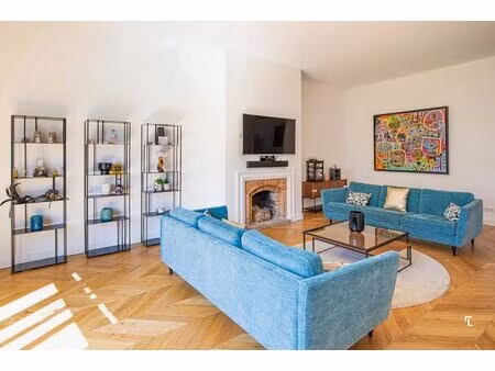 le nero - appartement t4/5 de 200m2 - dépendance de 23m2 - box - 13008