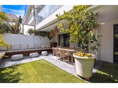 walter - appartement t4 de 90m2 - terrasse - jardin 32m2 - 13008