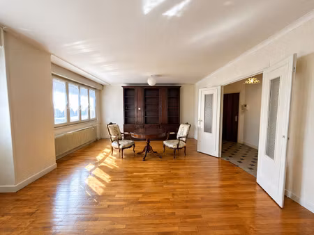 nancy - bel appartement de 4 pieces de 95 m2