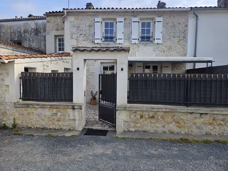 maison 3 chambres avec terrasse saint-porchaire