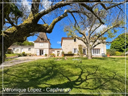 propriété à vendre saint urcisse 9 pièce(s) 242m2 529 000€