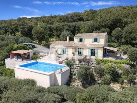 vue panoramique lac-piscine à débordement-garage-aucun vis a vis