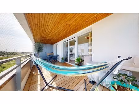 t3 récent avec terrasse